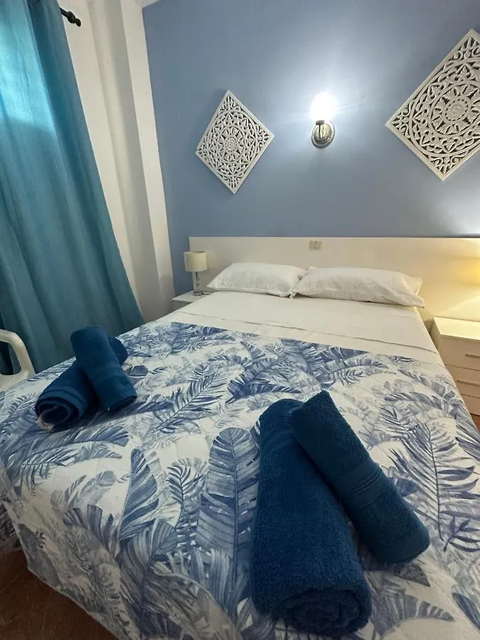 Tenerife Island Oasis Apartment Los Cristianos