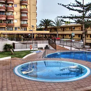 Torres Del Sol - Cristianos Apartament